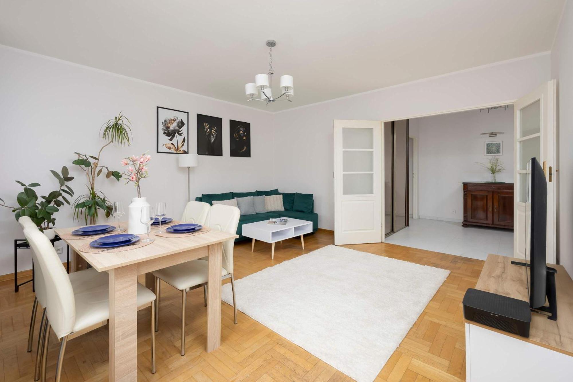 Spacious 4-bedroom By Renters