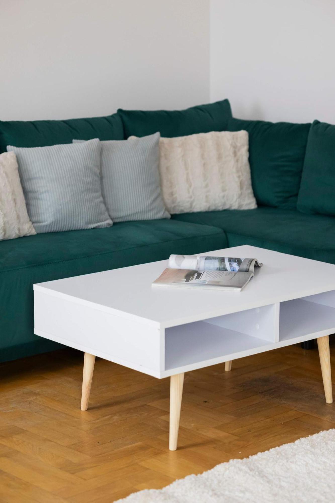 Spacious 4-bedroom By Renters Apartament *