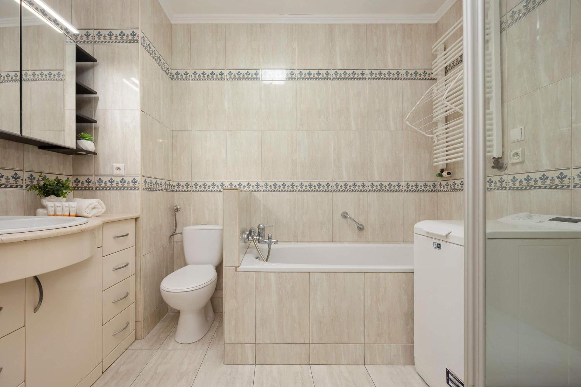 Spacious 4-bedroom By Renters *